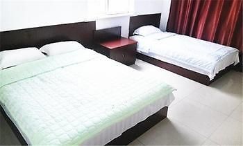 Longtai Star Hotel Qingdao Dış mekan fotoğraf