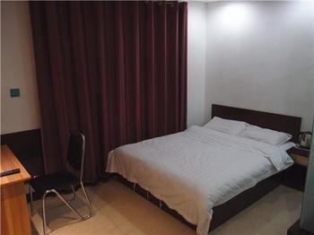 Longtai Star Hotel Qingdao Dış mekan fotoğraf