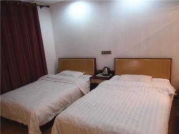 Longtai Star Hotel Qingdao Dış mekan fotoğraf